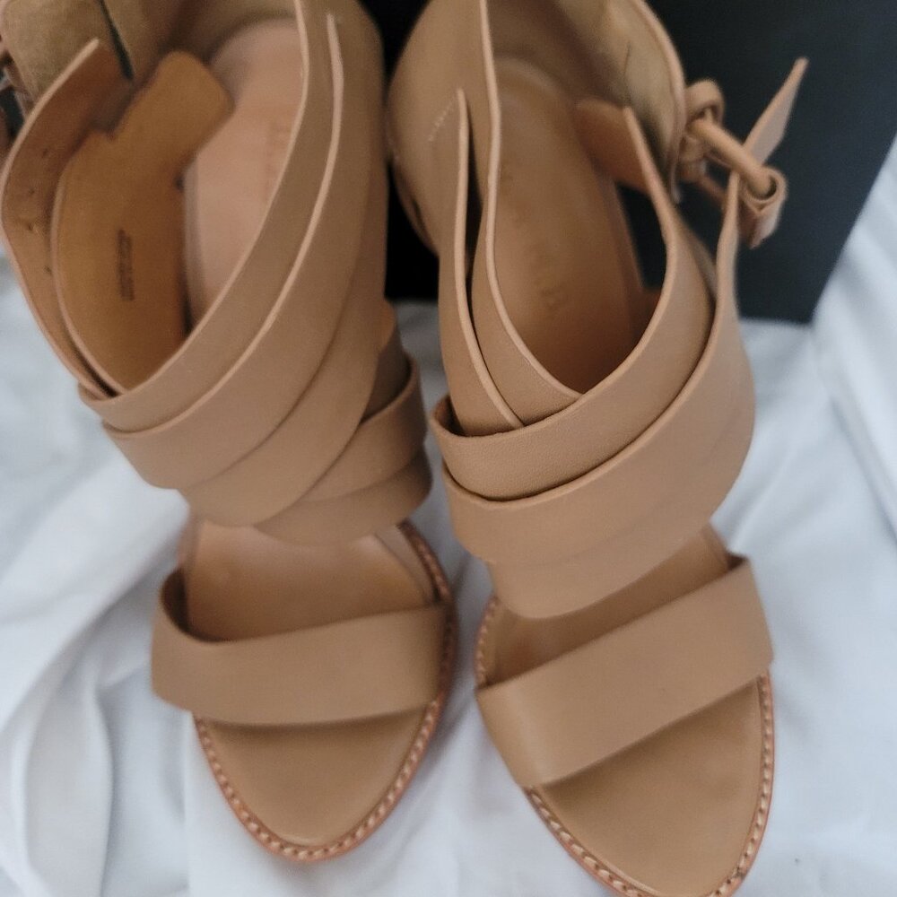 Lamb Leather strap hill